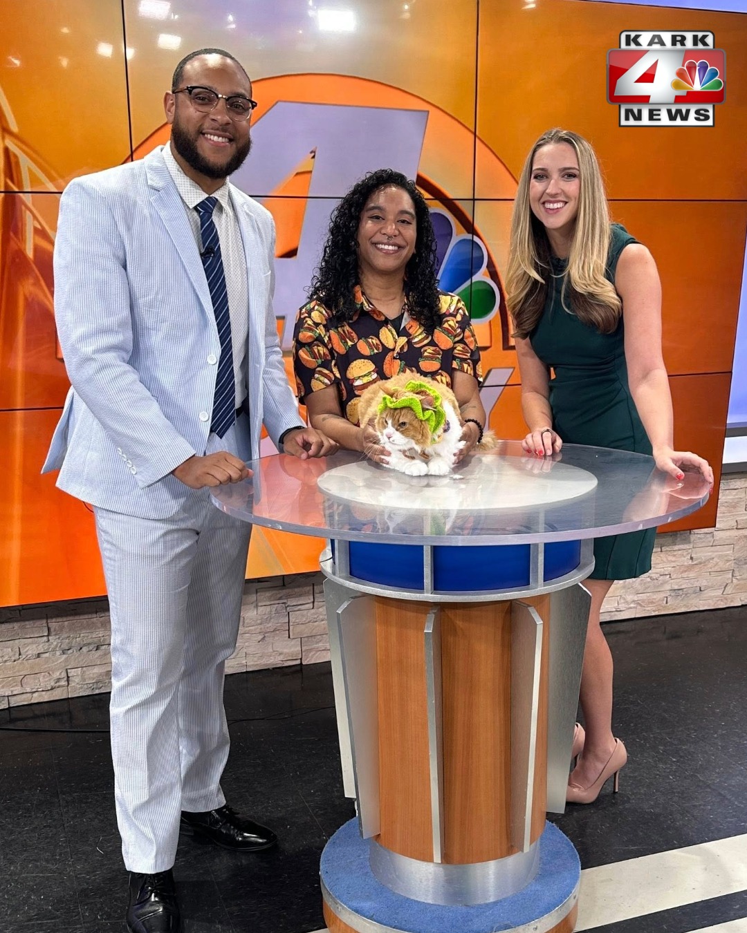 Cheddar Big Booty Cheeseburger on KARK 4 News with the crew